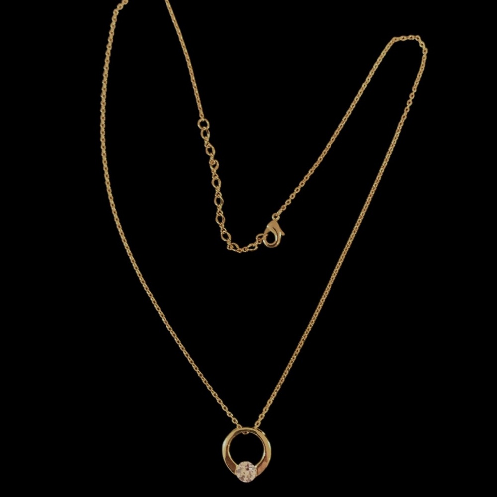 Cate & Chloe 18K Gold Plated Chrystal Pendant - Picture 9 of 9